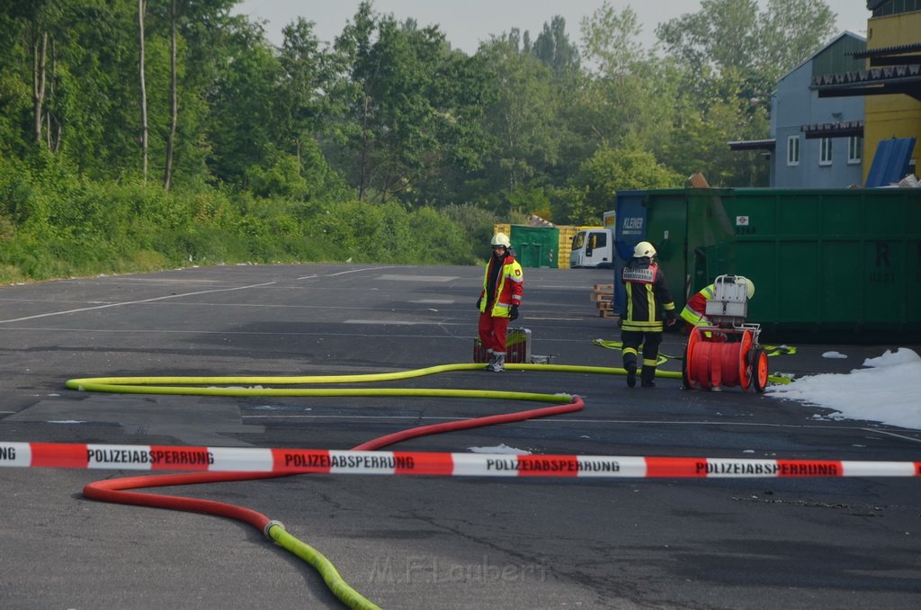 Grossfeuer Poco Lager Koeln Porz Gremberghoven Hansestr P566.JPG - Miklos Laubert